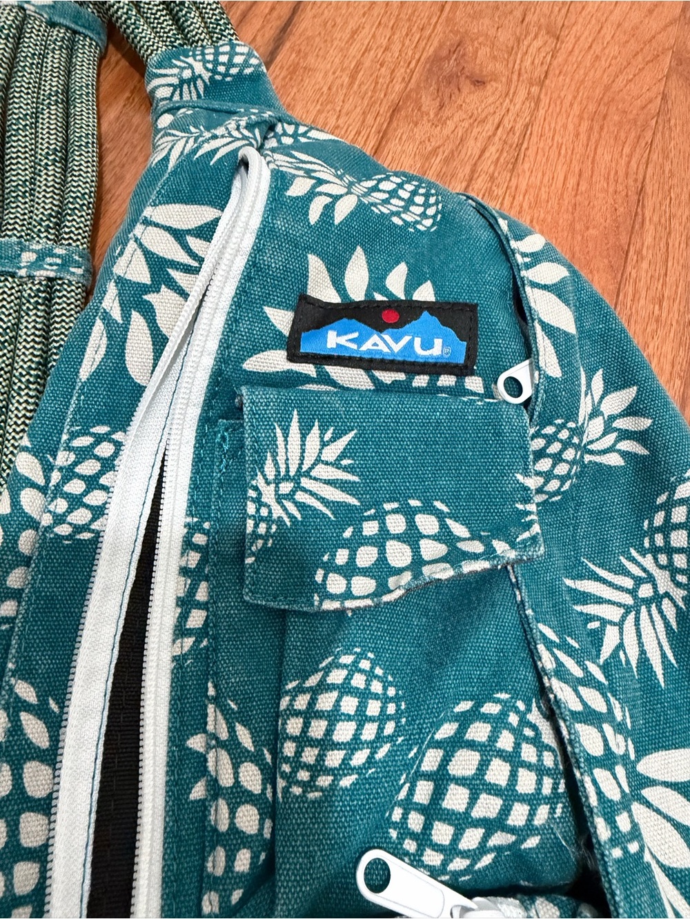Kavu Teal Pineapple Pattern Sling Bag with White Accents - Picture 2 of 4